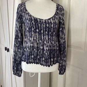 Aeropostale Blue and White Smocked Long Sleeve Blouse Sz XS